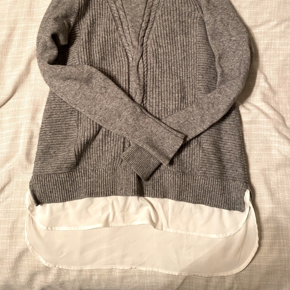 Tommy Hilfiger chunky turtleneck sweater with “layer” size small
